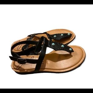 Womens sandals size 9